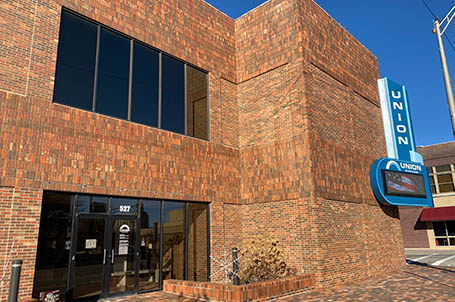 Brick commercial building with Union State Bank message sign