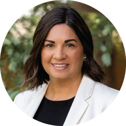 Photo of Loan Officer Stephanie Aggers