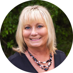 Photo of loan officer Nicole Croaker